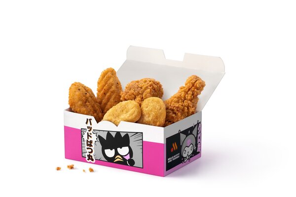 Во «Вкусно — и точка» появился розовый бургер Hello Kitty