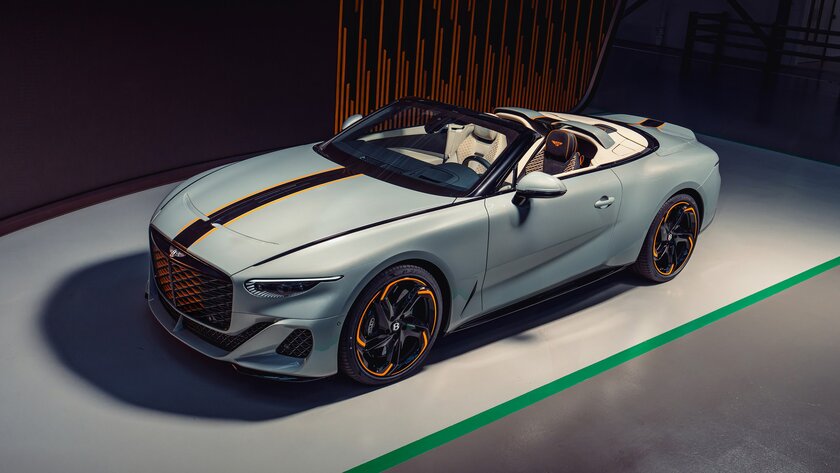 Bentley анонсировала первый люксовый кабриолет Batur от Mulliner