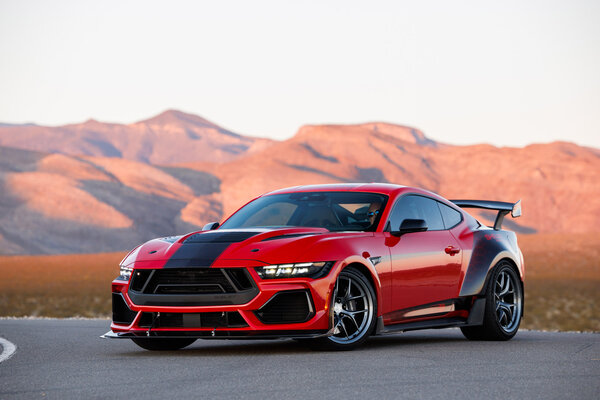 Shelby American представила Super Snake-R