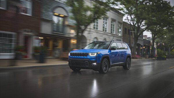 Jeep представила Cherokee 2026