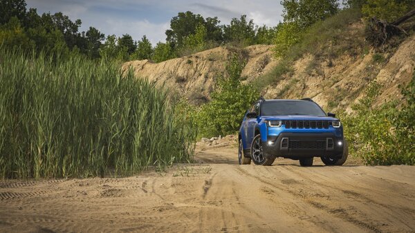 Jeep представила Cherokee 2026