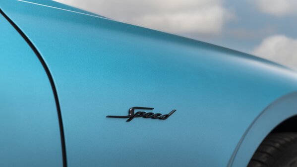 Bentley представила эксклюзивную окраску Ombre