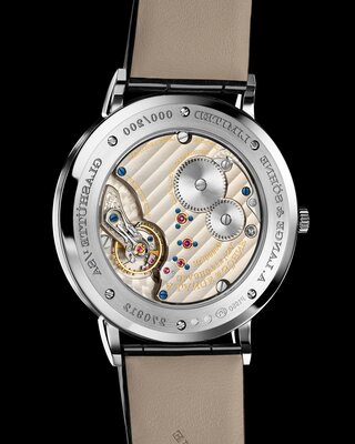 A. Lange & Sohne представила лимитированные часы Saxonia Thin