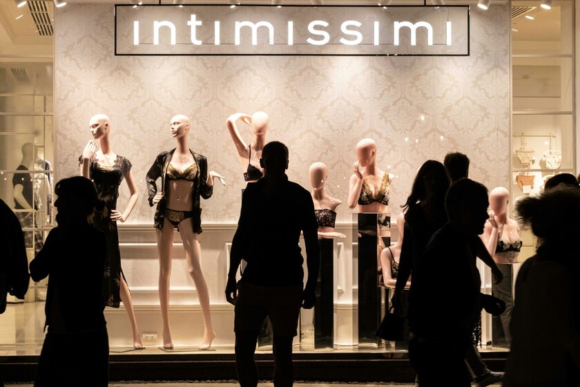 Первый тач-борд Intimissimi замечен на улицах