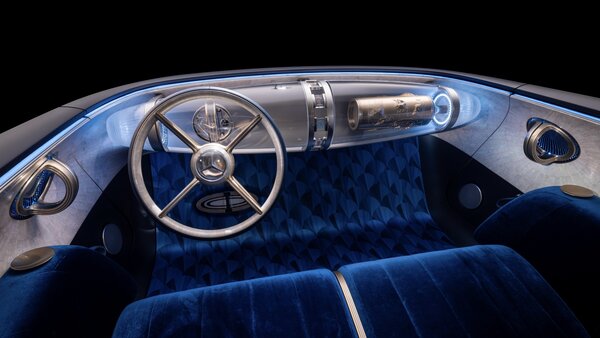 Mercedes-Benz показал шоу‑кар Vision Iconic — тандем культовости и инноваций