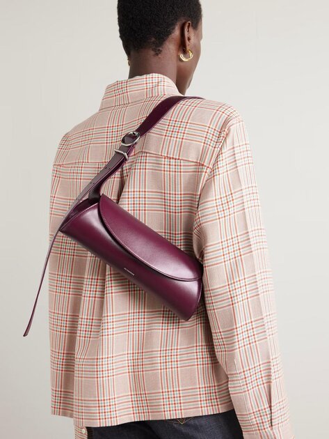 Сумки-гиганты или клатчи: тренды сумок