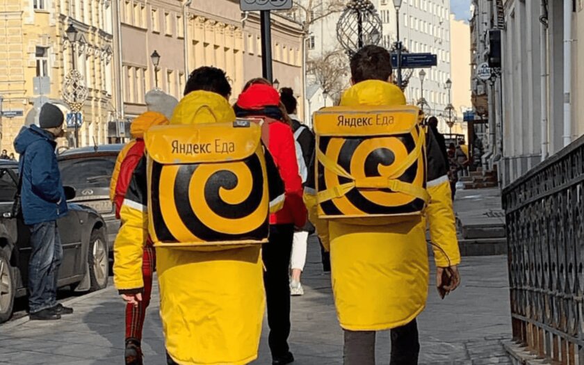 «Яндекс Еда» запустит школу для менеджеров доставки
