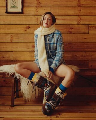 Moon Boot представил коллаборацию с Джиджи Хадид