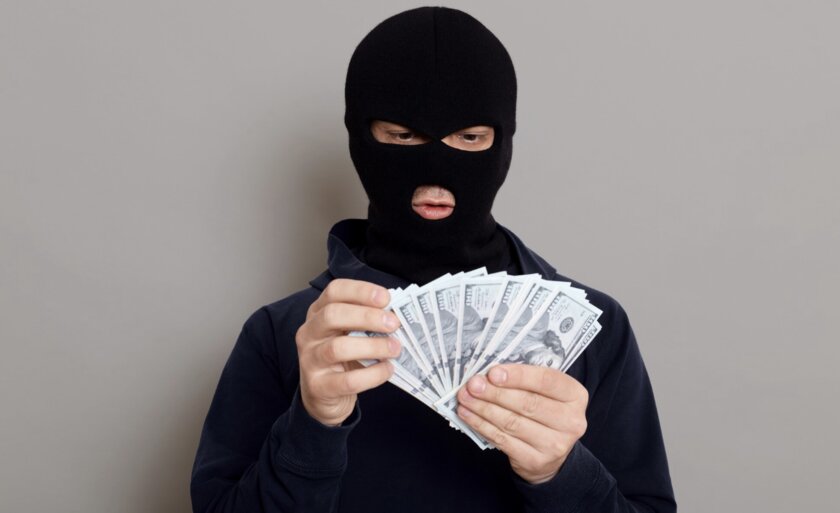 Преступник дважды ограбил один и тот же банк