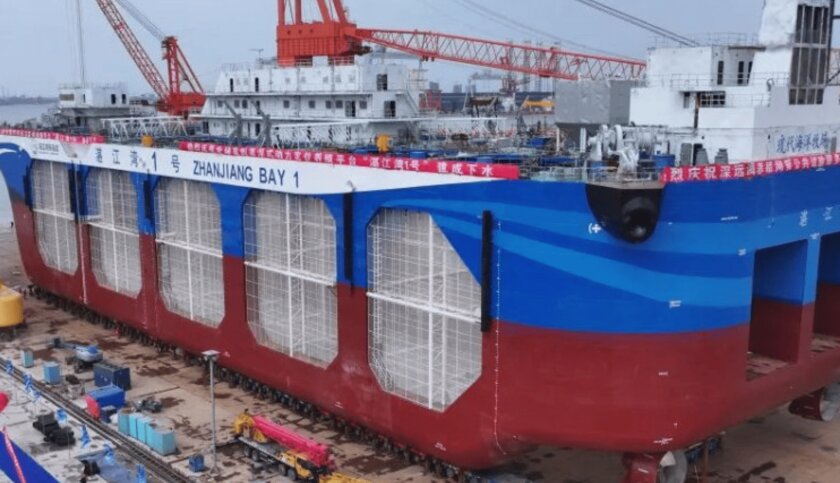 Первый в мире круизный лайнер для рыб спустился на воду