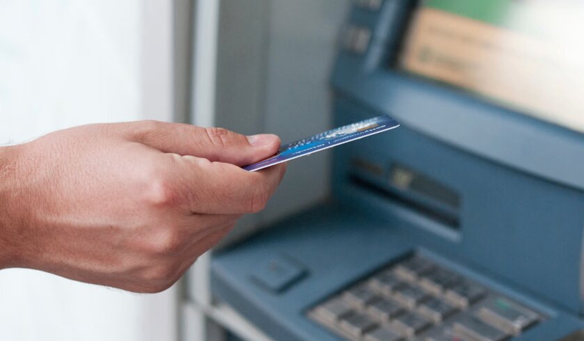 Центробанк отменил лимиты на международные переводы