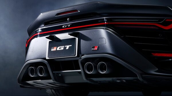 Toyota представила флагманский спорткар GR GT