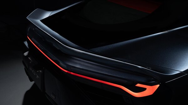 Toyota представила флагманский спорткар GR GT