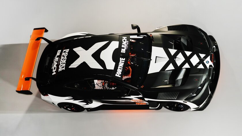 BMW представила версию M4 GT3 EVO для Fortnite и Rocket League
