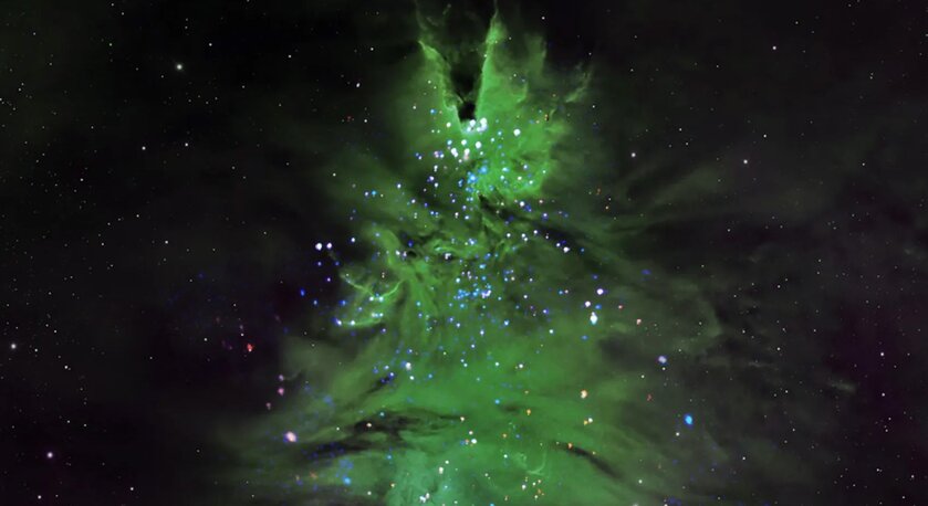 NASA опубликовала снимок рождественской ёлки из звёзд