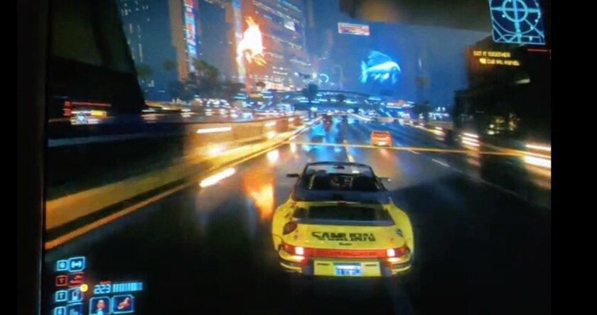 Геймер запустил Cyberpunk 2077 на 25-летнем ЭЛТ-мониторе