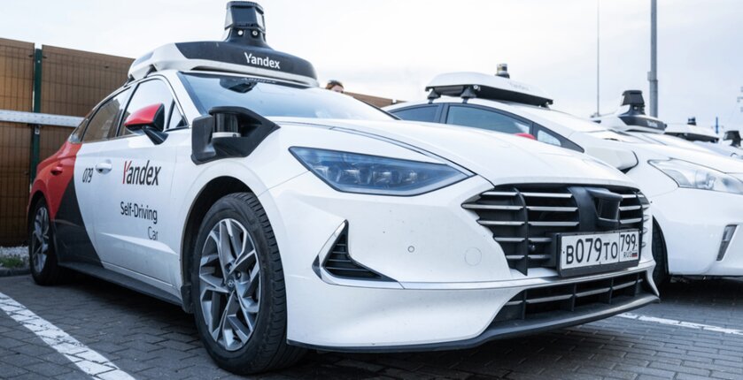 Беспилотное такси начало курсировать по центру столицы