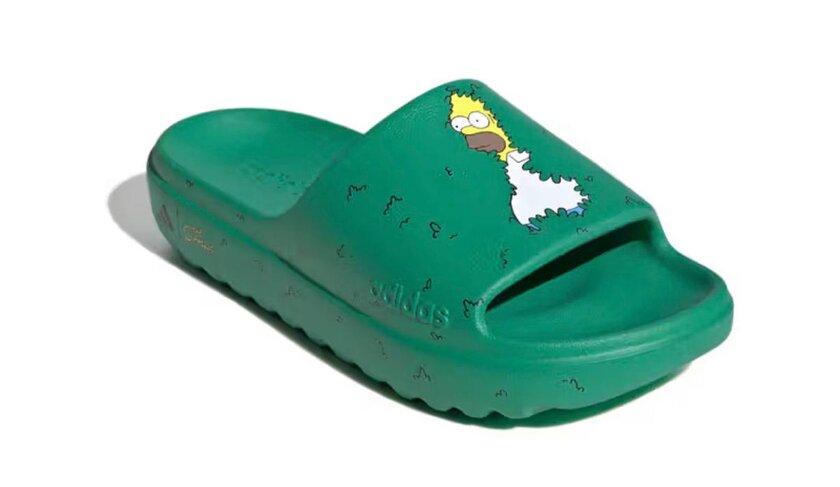 Мем с Гомером Симпсоном появился на шлепанцах Adidas