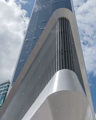 Pininfarina завершила строительство небоскреба Vitra