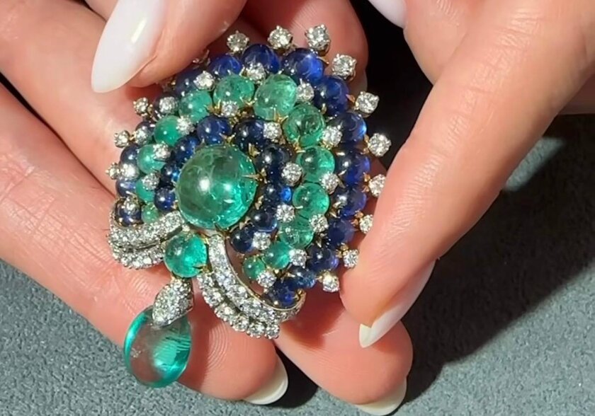 Брошь Одри Хепбёрн продали на аукционе за 32 миллиона рублей