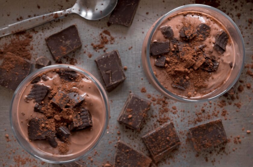 Рецепт шоколадного пудинга с бананом и семенами чиа