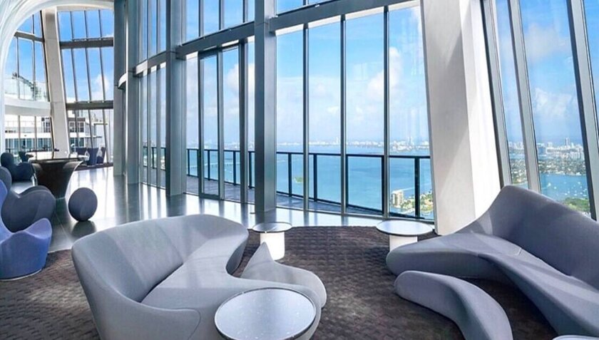 Бекхэмы продали пентхаус от Захи Хадид