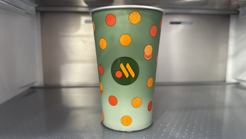 Что такое стакан-хамелеон из "Вкусно — и точка" и как он работает (фото)