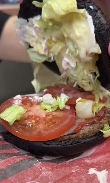 Что входит в панк-бокс «Короля и Шута» от Бургер-Кинг (Фото)