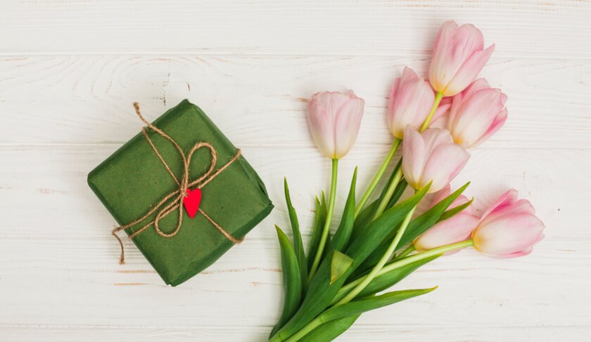 Три бюджетных гаджета в подарок на 8 марта