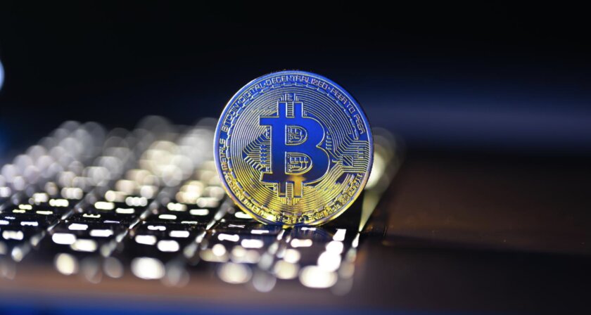 Мосбиржа собирается торговать криптовалютами