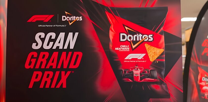 Doritos стали официальным снэком Формулы-1