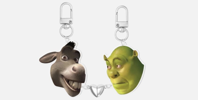 Появились парные брелоки по «Шреку»