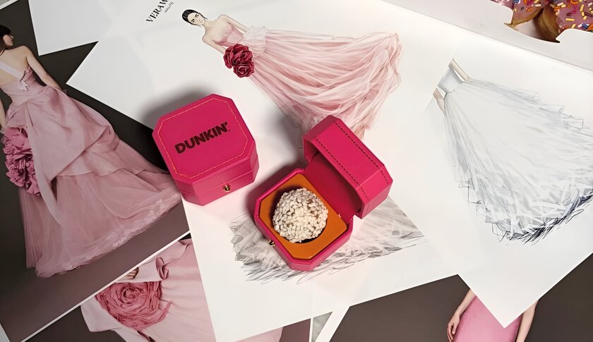 Dunkin и Вера Ванг подарят коробку для кольца за заказ