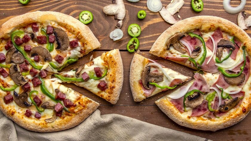 Как приготовить пиццу «Мясное ассорти»