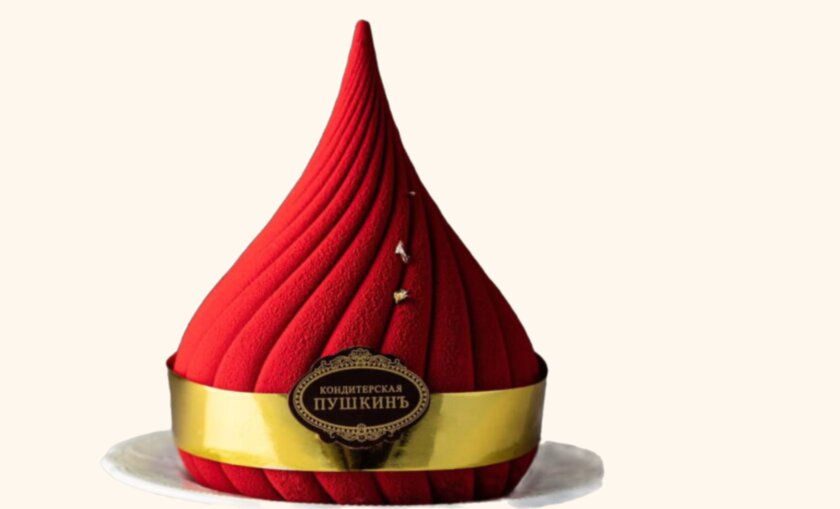 Подборка пасхальных куличей и десертов от 70 до 117 000 рублей