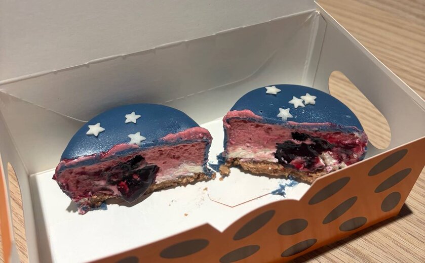 Отзыв на «Ягодный космос» — новинку от «Вкусно — и точка»