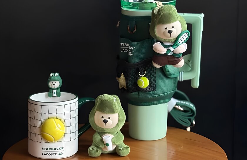 Starbucks и Lacoste выпустили совместную коллекцию предметов