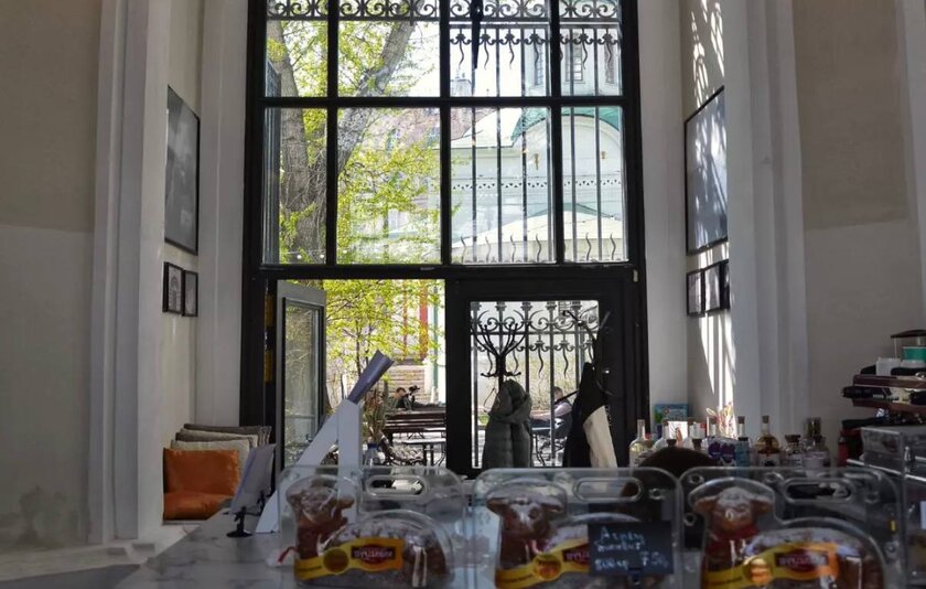 В колокольне монастыря появилась кофейня