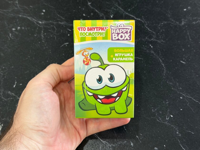 Вскрываем Happy BOX c Ам Нямом. Изучаем игрушки