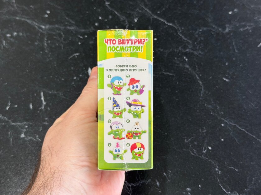 Вскрываем Happy BOX c Ам Нямом. Изучаем игрушки