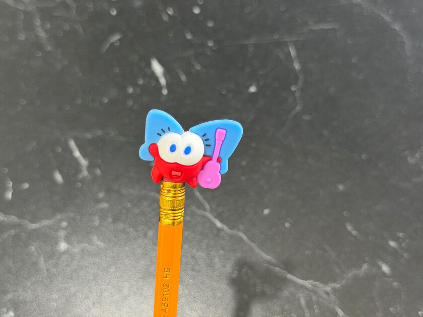 Вскрываем Happy BOX c Ам Нямом. Изучаем игрушки