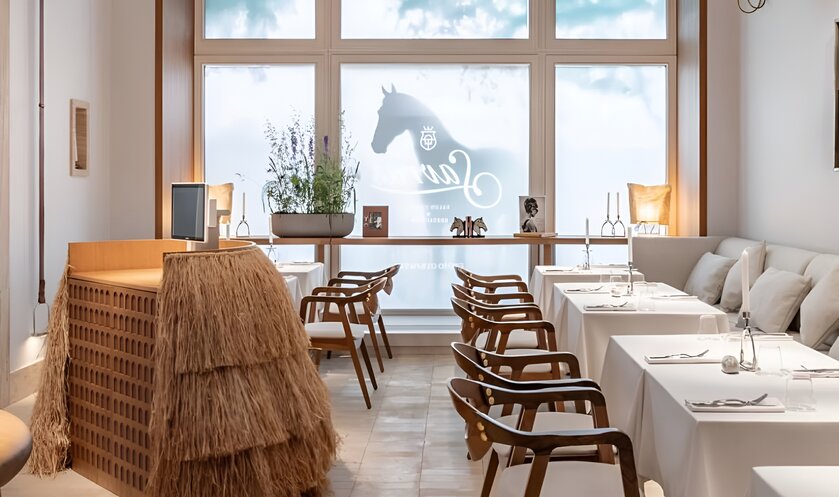 В Москве открылся ресторан в эстетике верховой езды