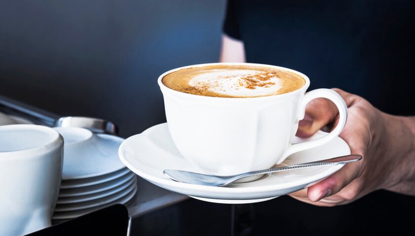 Рестораны Раппопорта дарят гостям горячий кофе