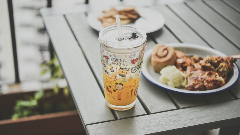 Лучшие места с готовой едой в Москве