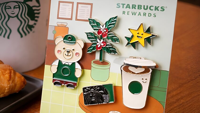 Starbucks дарит набор фирменных значков за звёзды