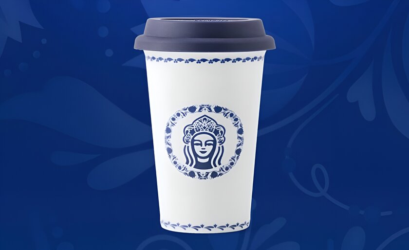 Stars Coffee выпустил коллекцию мерча c гжельской росписью