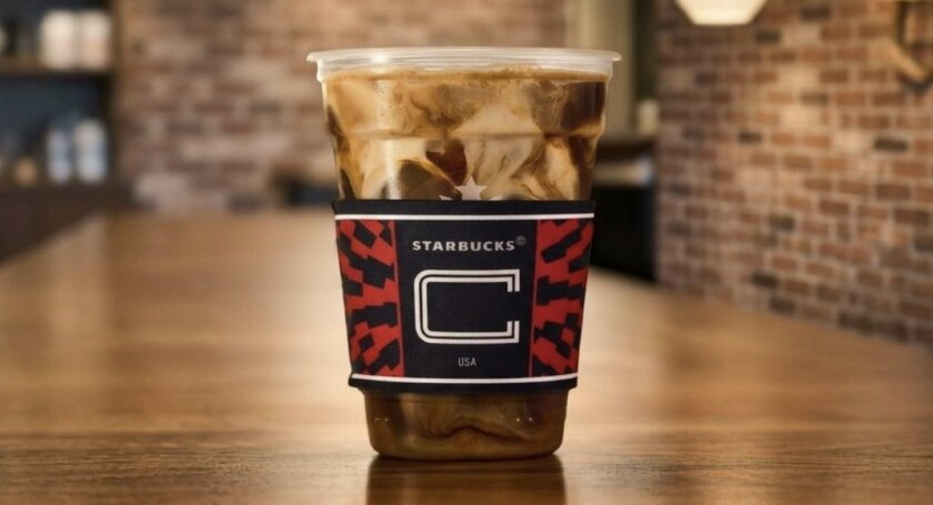 Starbucks выпустил стаканы и капхолдеры к FIFA 2026