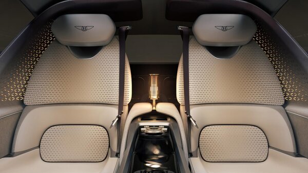 Bentley представили первый полностью электрический автомобиль EXP 15