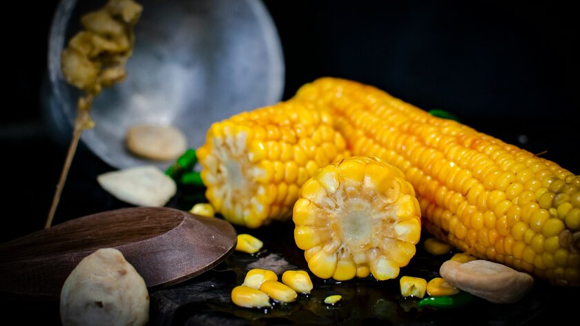 Как выбрать и сварить вкусную кукурузу