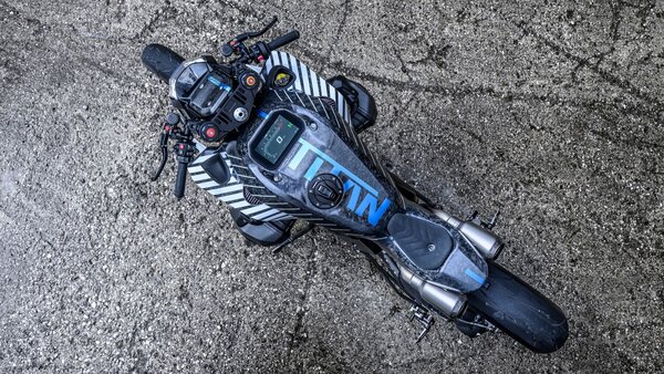 Анонсирован уникальный мотоцикл BMW R 1300 R «TITAN»